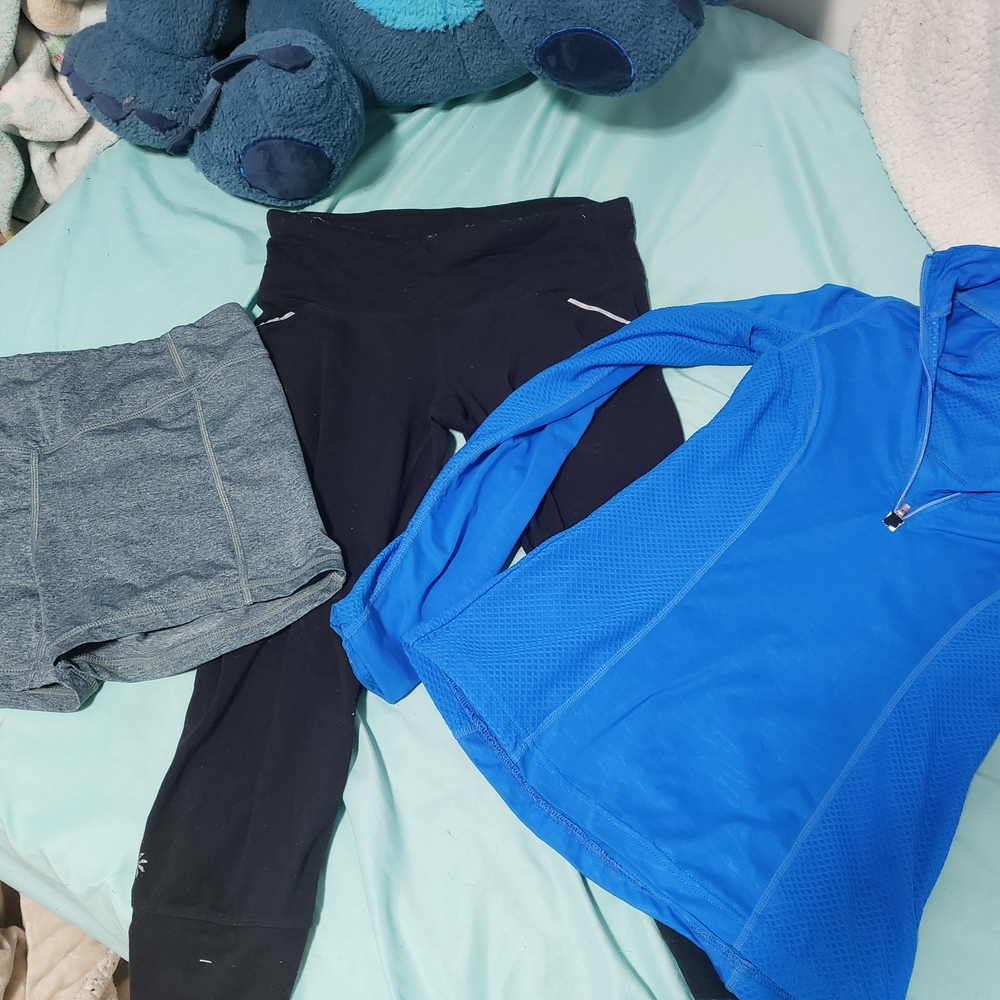 Athleta Black Leggings and Blue Top Set